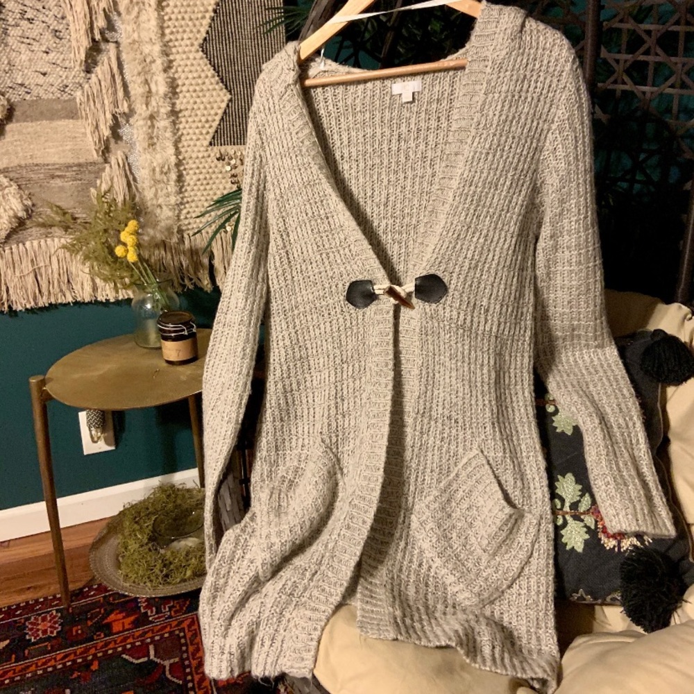 🌻 Cardigan sweater w/ hood 🌻